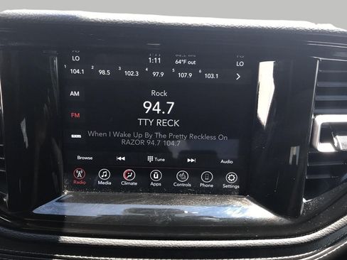 Used 2023 Dodge Durango SXT AWD/4WD image 7