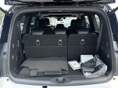 New 2025 Nissan Armada PRO-4X w/ Pro-4X Premium Package image 36