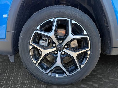 Certified 2025 Jeep Compass Limited image 20