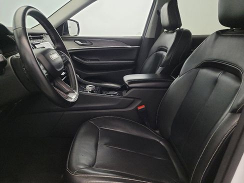 Used 2021 Jeep Grand Cherokee L Limited image 17