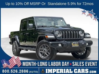 New 2026 Jeep Gladiator Sport