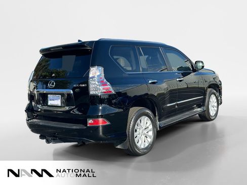 Used 2018 Lexus GX 460 Premium w/ Premium Package image 5