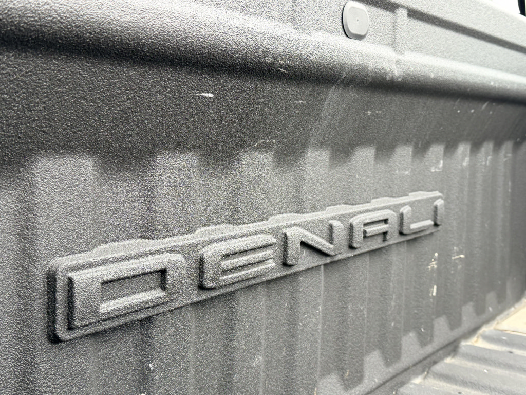 Used 2022 GMC Sierra 1500 Denali w/ Denali Reserve Package AWD/4WD image 32