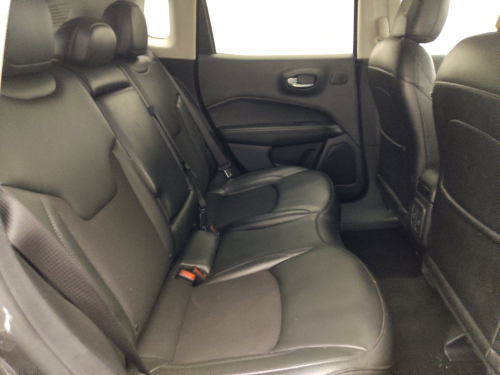 Used 2021 Jeep Compass Latitude w/ Sun and Sound Group AWD/4WD image 19