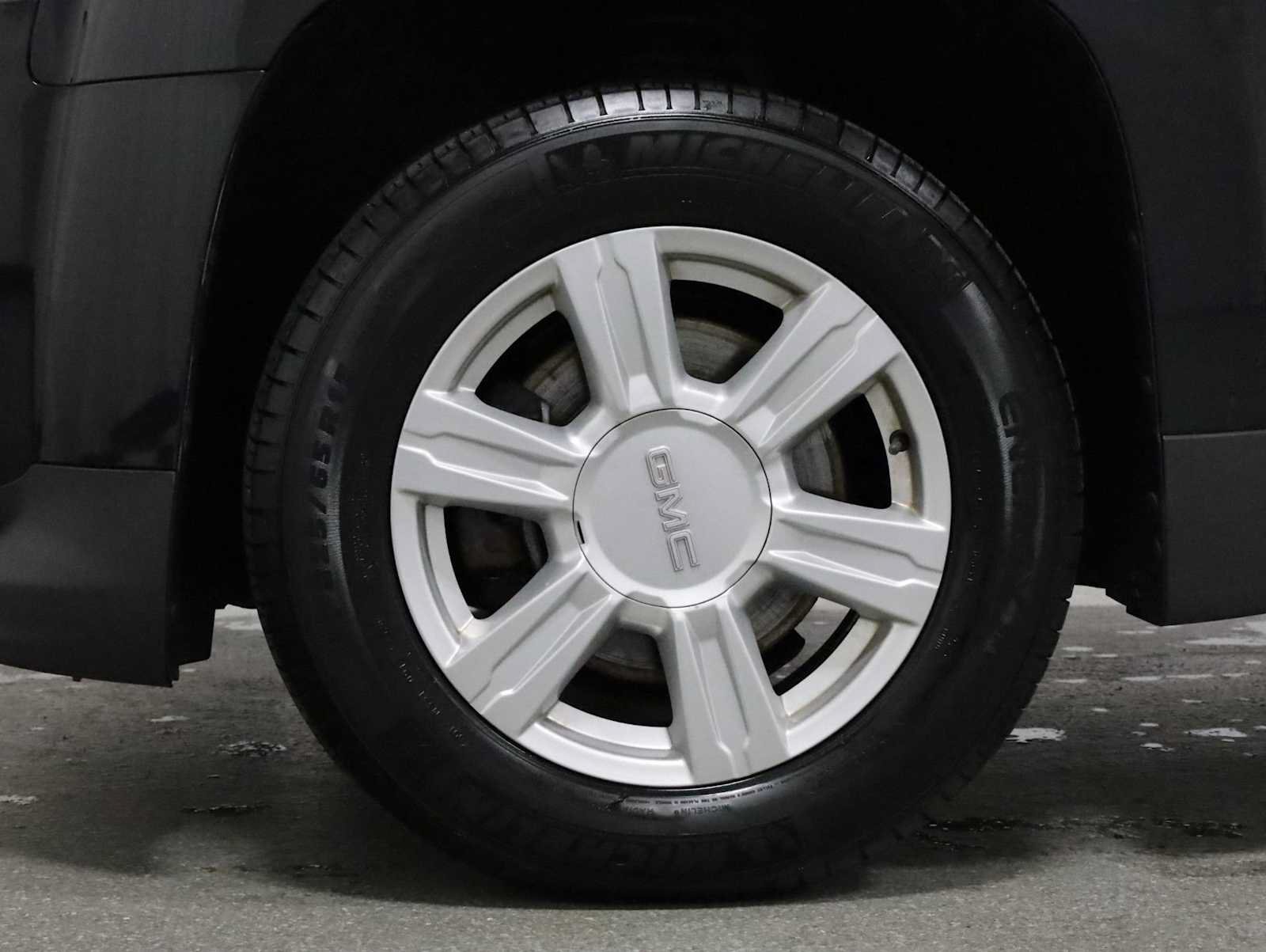 Used 2015 GMC Terrain SLE FWD image 36