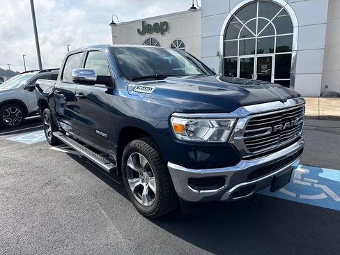 Used 2024 RAM 1500 Laramie AWD/4WD image 2