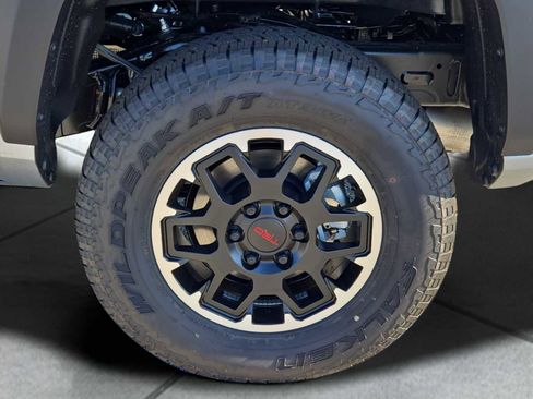 New 2025 Toyota Tacoma TRD Off-Road image 12