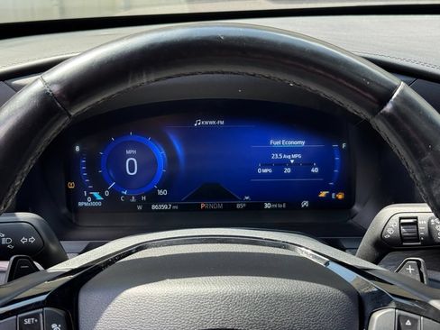 Used 2021 Ford Explorer Platinum w/ Equipment Group 601A AWD/4WD image 32