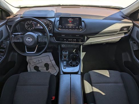 Used 2023 Nissan Rogue SV image 14