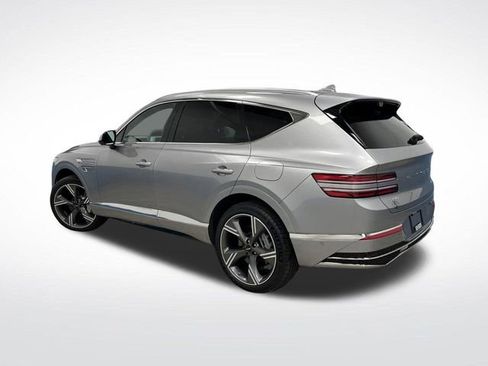 Used 2025 Genesis GV80 3.5T Prestige image 3