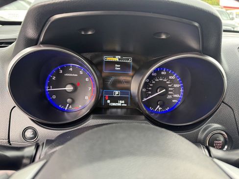 Used 2019 Subaru Outback 2.5i Touring w/ Popular Package #3A AWD/4WD image 25