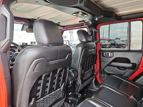 Used 2021 Jeep Gladiator Mojave AWD/4WD image 9