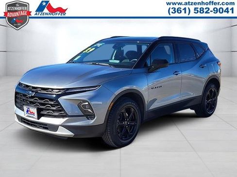 Used 2024 Chevrolet Blazer LT w/ Convenience Package image 3