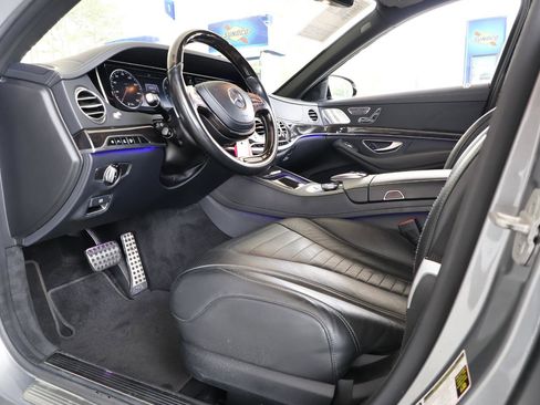 Used 2015 Mercedes-Benz S 550 Sedan image 39