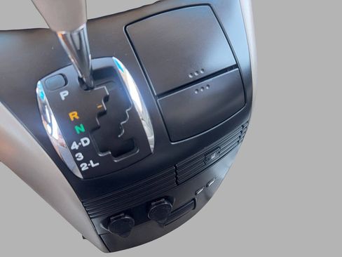 Used 2009 Toyota Sienna LE FWD image 29