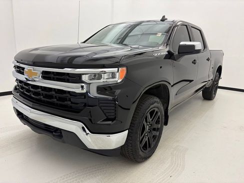 Used 2025 Chevrolet Silverado 1500 LT AWD/4WD image 15