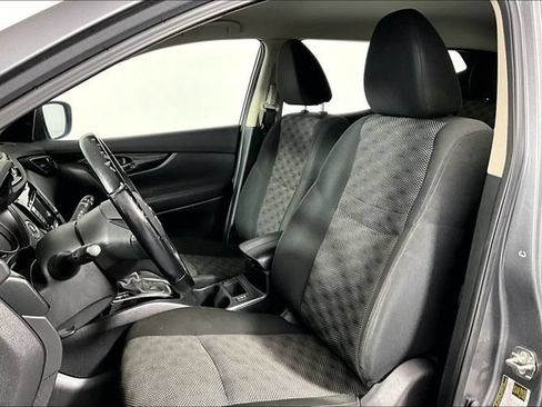 Used 2022 Nissan Rogue Sport SV FWD image 25