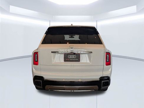 Used 2025 Rolls-Royce Cullinan AWD/4WD image 7