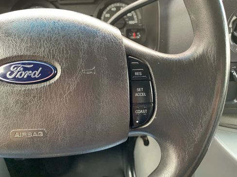 Used 2013 Ford E-450 and Econoline 450 Super Duty w/ PWR Locks & Windows Group image 13