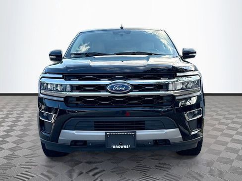 Used 2022 Ford Expedition Limited AWD/4WD image 2