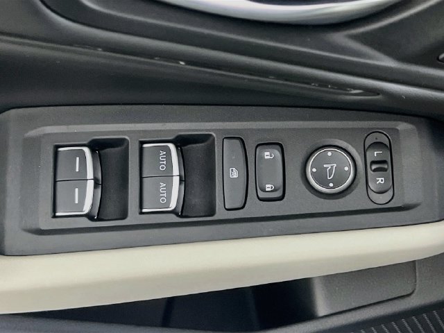 Used 2024 Honda Accord EX-L image 12
