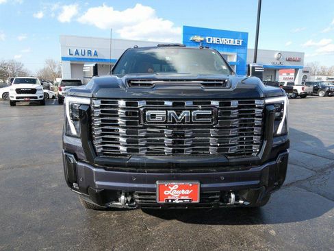 New 2026 GMC Sierra 2500 Denali Ultimate w/ Max Trailering Package image 12