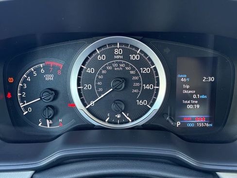 Used 2022 Toyota Corolla LE image 29