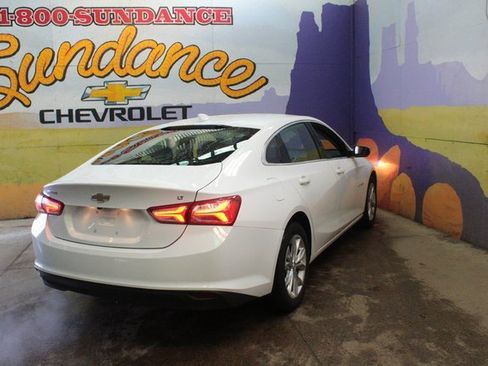 Used 2022 Chevrolet Malibu LT image 8