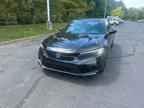 Used 2024 Honda Civic Sport image 2