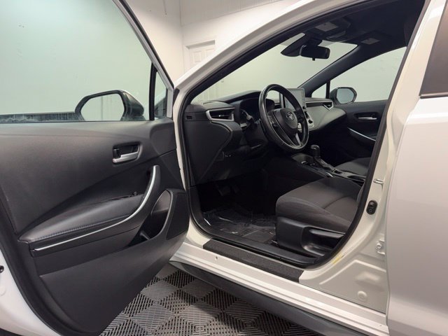 Used 2021 Toyota Corolla SE FWD image 11