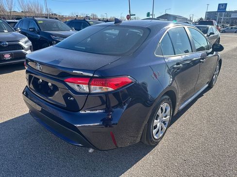 Used 2022 Toyota Corolla LE image 8