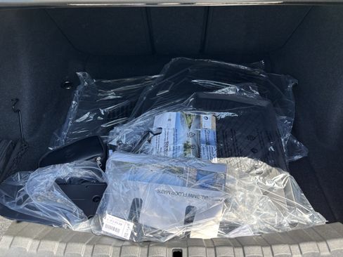 Used 2025 BMW 230i Coupe w/ M Sport Package image 35