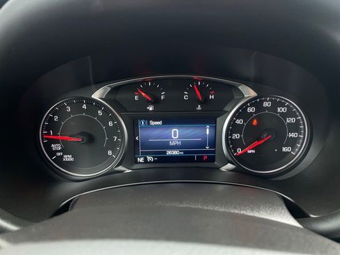 Used 2022 GMC Terrain SLE image 17