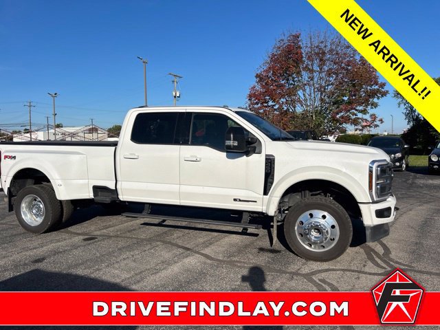 Used 2026 Ford F450 Platinum w/ FX4 Off-Road Package AWD/4WD image 4