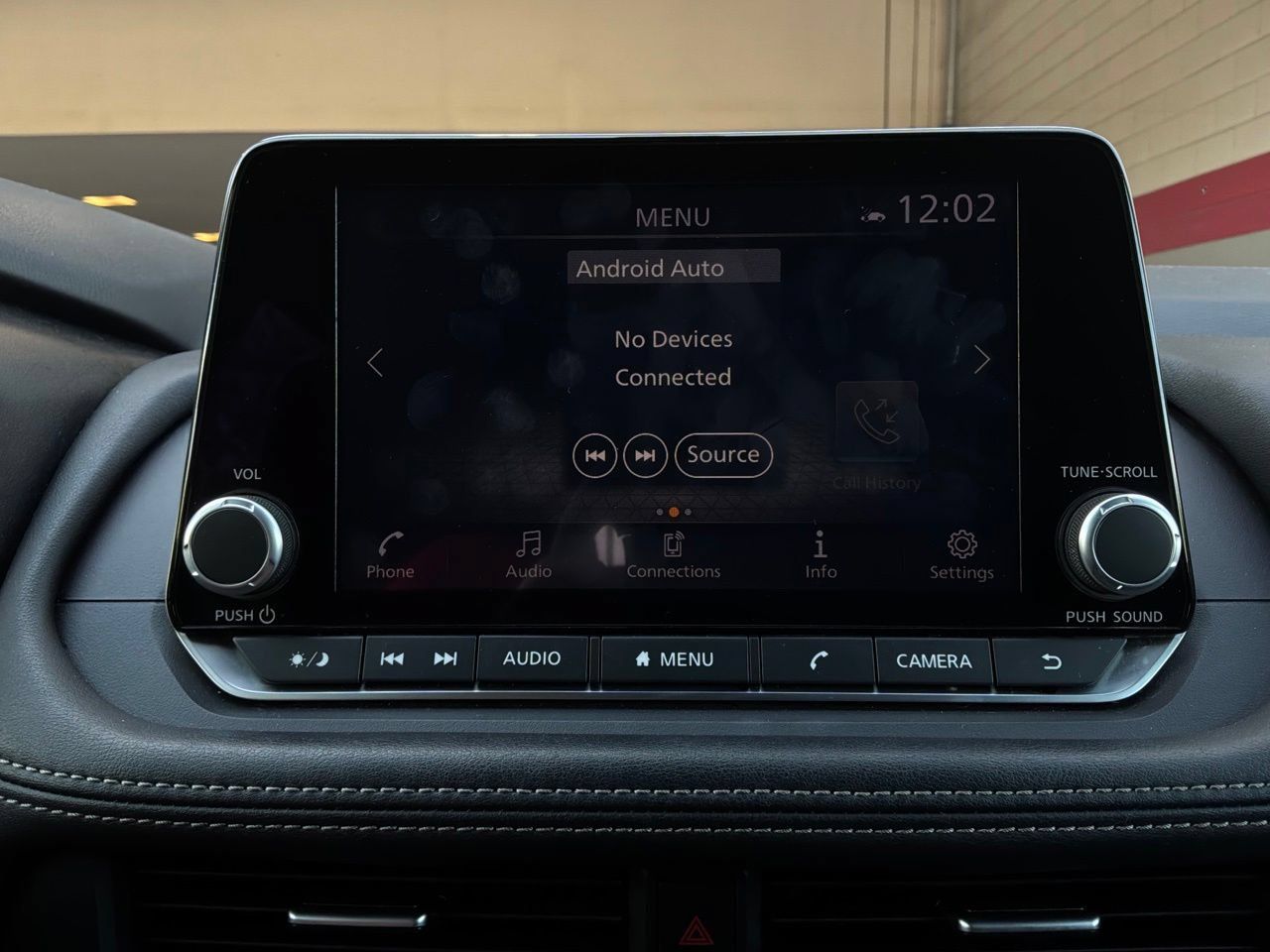 Used 2025 Nissan Rogue SV FWD image 31