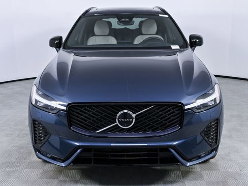 Used 2026 Volvo XC60 B5 Plus w/ Protection Package Premier image 36