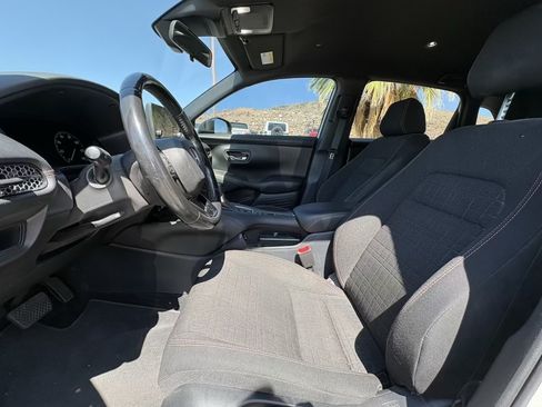 Used 2024 Honda HR-V Sport image 9