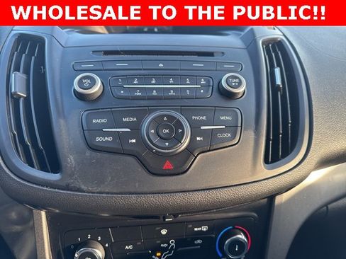 Used 2018 Ford Escape S image 18