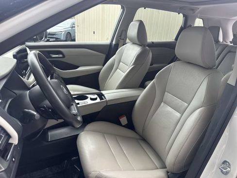 Used 2023 Nissan Rogue SL w/ SL Premium Package AWD/4WD image 15
