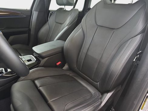 Used 2024 BMW X3 sDrive30i w/ Convenience Package RWD image 17