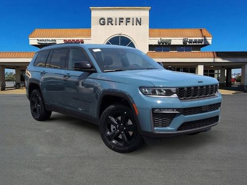 New 2026 Jeep Grand Cherokee L Limited RWD image 1