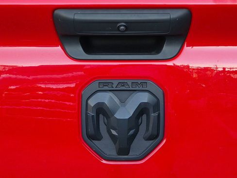 Used 2021 RAM 1500 Big Horn w/ Built-to-serve Edition AWD/4WD image 38