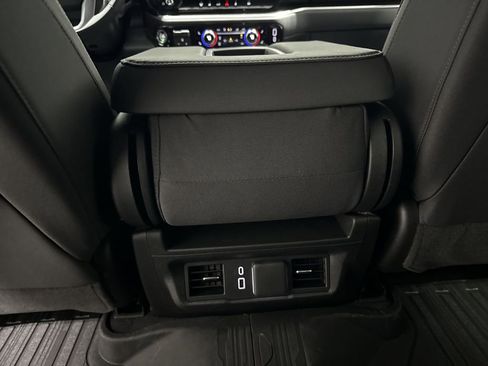 New 2026 GMC Sierra 2500 SLE w/ SLE Value Package; image 22