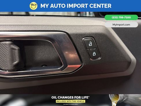 Used 2022 Ford Bronco Big Bend image 11