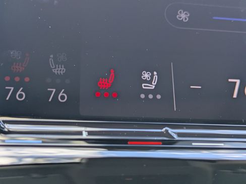 Used 2025 Volkswagen Atlas SEL Premium R-Line AWD/4WD image 26