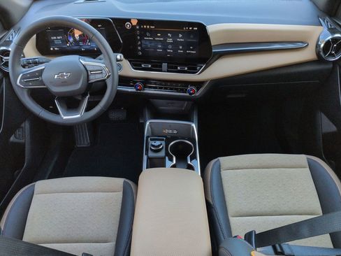 New 2026 Chevrolet Equinox ACTIV w/ Safety and Technology Package FWD image 20
