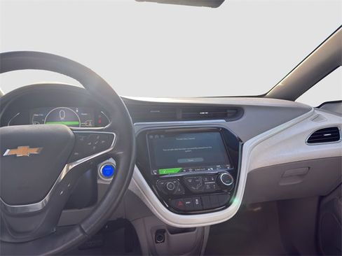 Used 2017 Chevrolet Bolt Premier w/ Driver Confidence II Package image 15