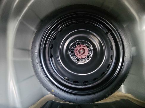 Used 2022 Toyota Corolla LE image 25