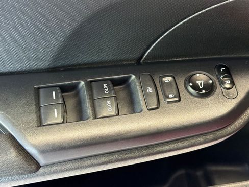 Used 2019 Honda Civic LX image 13