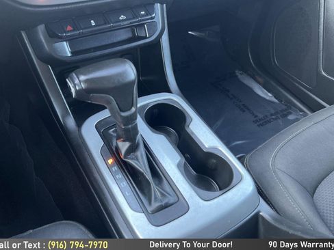 Used 2020 Chevrolet Colorado LT AWD/4WD image 19